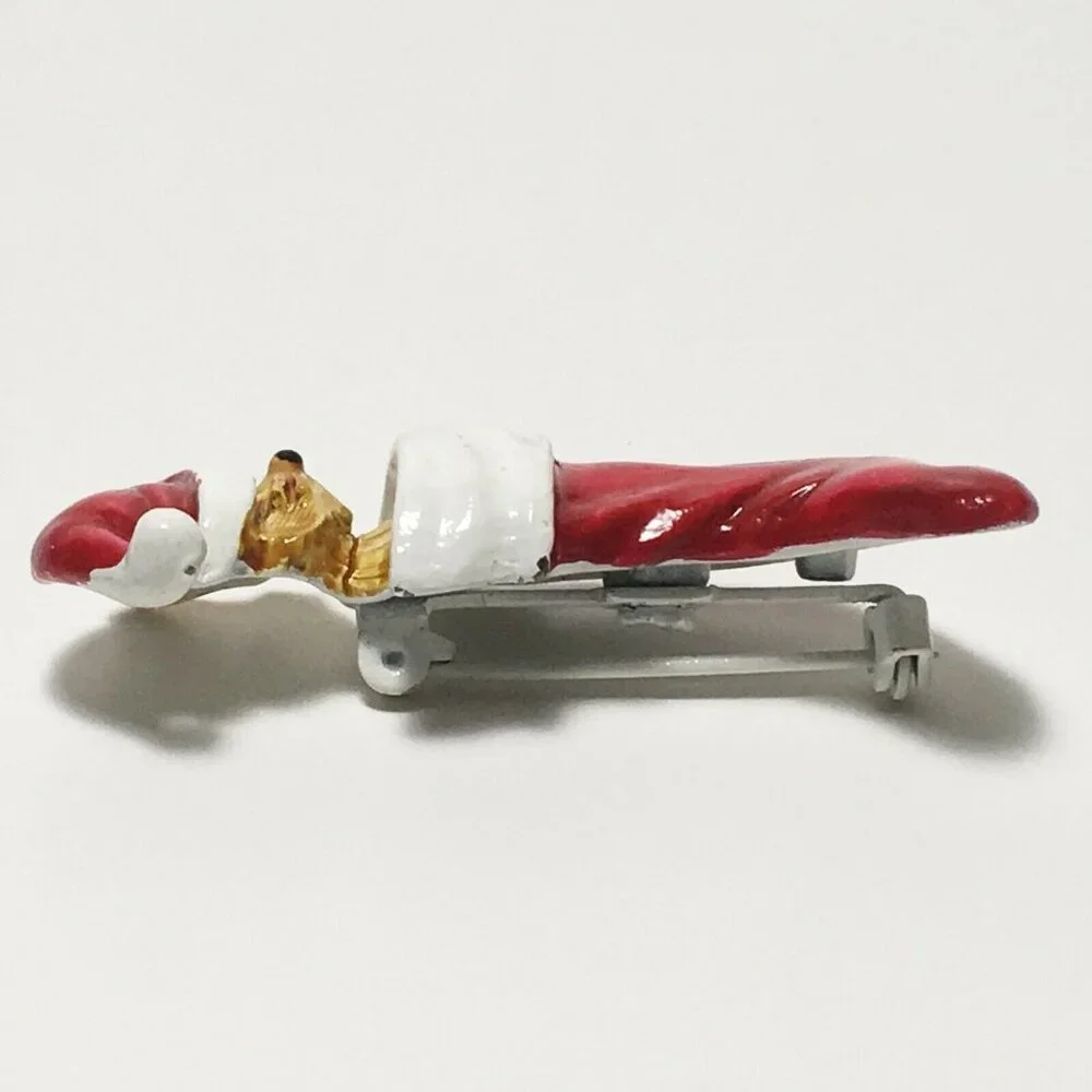 Vintage Gerry's Enamel Cat in Christmas Stocking 80's Holiday Pin Brooch